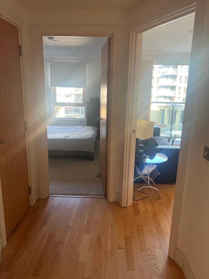 Clarance Docks Apartment Лидс Экстерьер фото